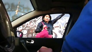 دوست سنہرے بالوں وال ...