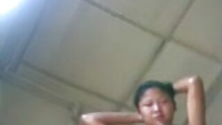 Busty لیٹنا Penelope ...