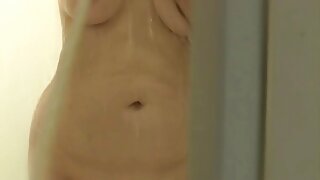 Boobalicious sexpot  ...